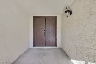 Photo #1: 2646709 Listing