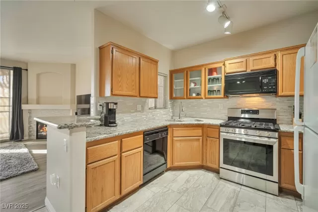 MLS: 2646713 Condo For Sale