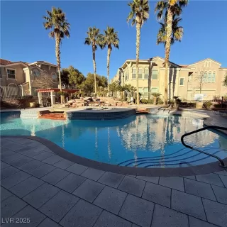 Photo #4: 2646716 Listing 