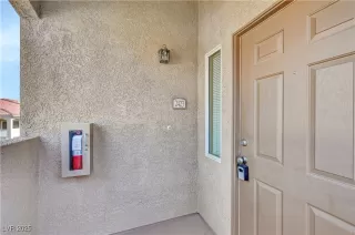 Photo #2: 2646762 Listing 