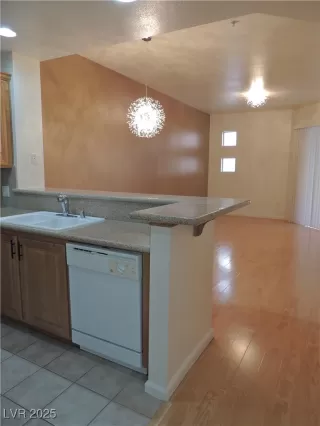 Photo #5: 2646788 Listing 