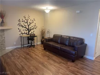 Photo #6: 2646801 Listing