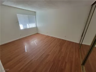 Photo #6: 2646813 Listing 