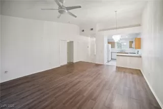 Photo #3: 2646818 Listing 