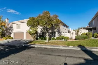 Photo #1: 2646875 Listing 