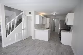 Photo #6: 2646875 Listing 