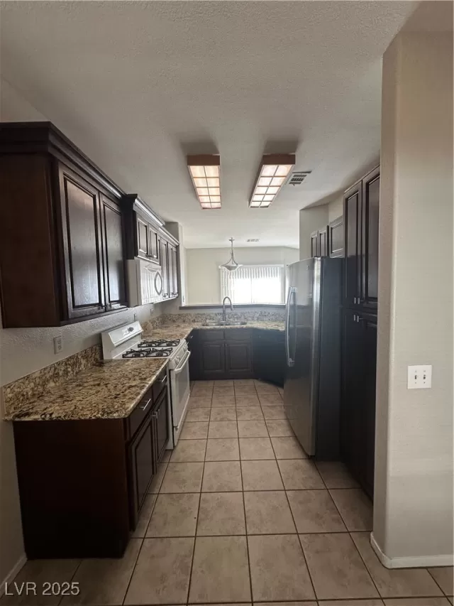 MLS: 2646887 Condo For Sale