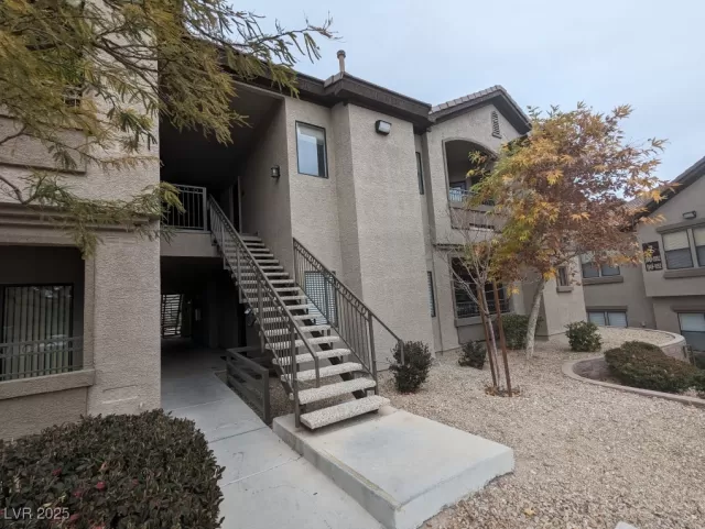 MLS: 2646952 Condo For Sale