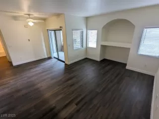Photo #4: 2646952 Listing 
