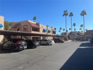 Photo #2: 2646984 Listing