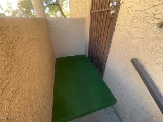 Photo #4: 2646984 Listing