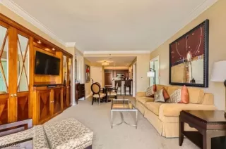 Photo #1: 2647013 Listing