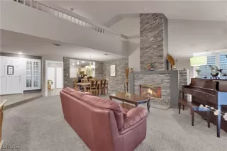 Photo #5: 2647020 Listing