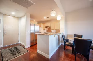 Photo #4: 2647033 Listing 