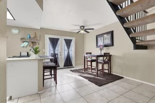 Photo #4: 2647053 Listing