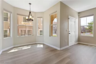 Photo #4: 2647068 Listing 