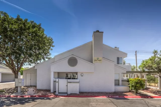 MLS: 2647074 Condo For Sale