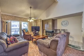 Photo #5: 2647074 Listing