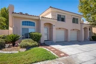 Photo #3: 2647100 Listing 