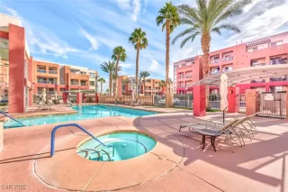 Photo #3: 2647164 Listing 