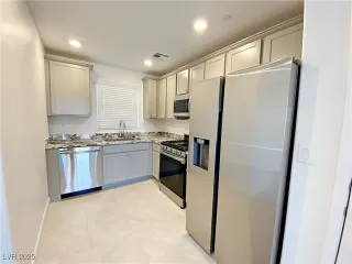 Photo #4: 2647168 Listing 