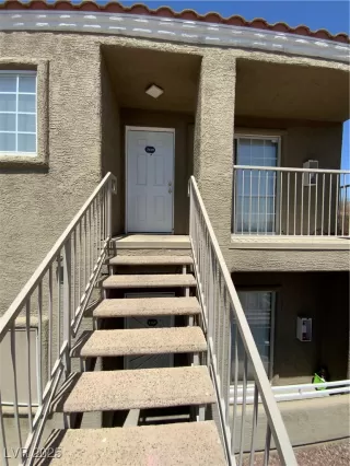 Photo #1: 2647186 Listing 