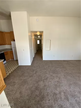 Photo #3: 2647186 Listing 