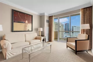 Photo #4: 2647199 Listing