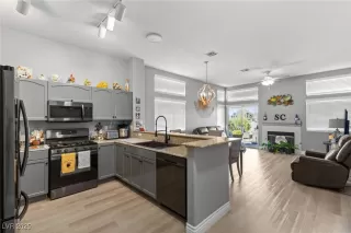 Photo #5: 2647213 Listing 