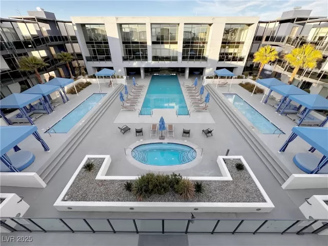 MLS: 2647217 Condo For Sale