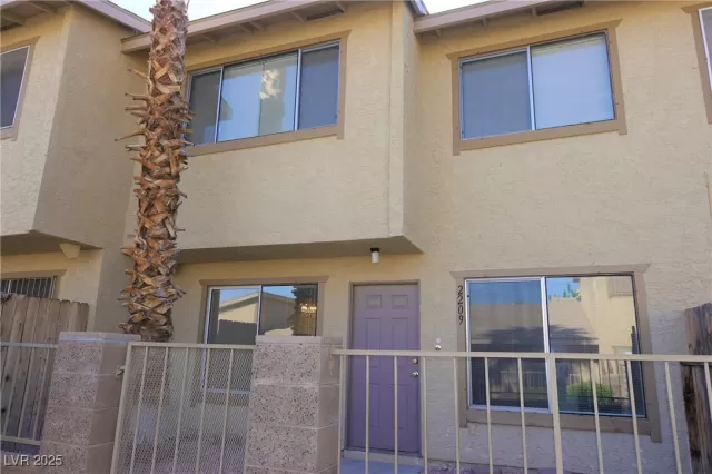 MLS: 2647297 Condo For Sale