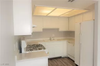 Photo #1: 2647297 Listing