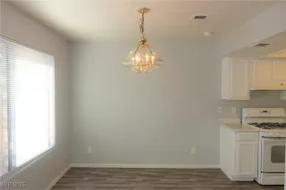 Photo #2: 2647297 Listing