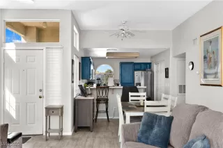 Photo #2: 2647318 Listing