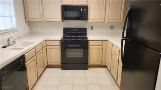 Photo #2: 2647324 Listing 