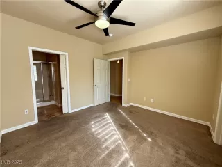 Photo #5: 2647338 Listing