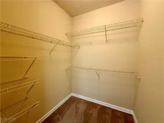 Photo #6: 2647338 Listing