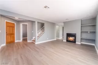 Photo #3: 2647347 Listing