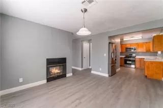 Photo #6: 2647347 Listing