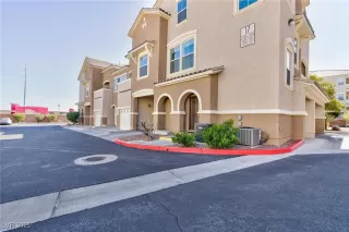 Photo #1: 2647413 Listing 
