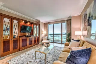 Photo #2: 2647417 Listing 