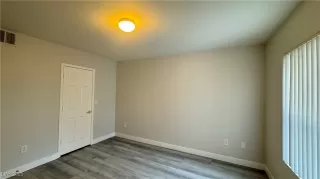 Photo #5: 2647421 Listing 