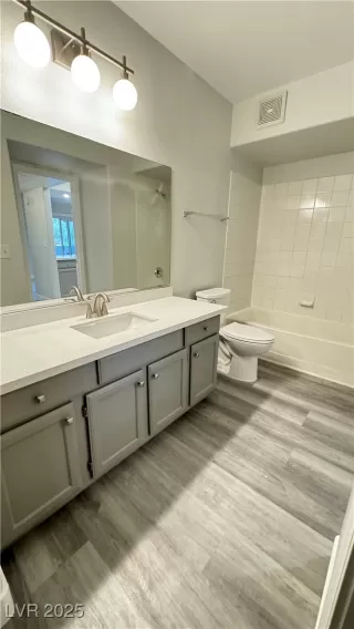 Photo #6: 2647421 Listing 