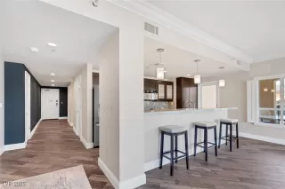 Photo #6: 2647427 Listing