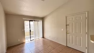 Photo #3: 2647431 Listing 