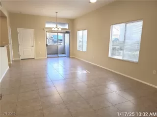Photo #2: 2647435 Listing 