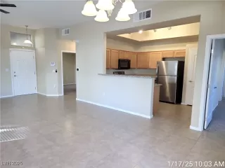 Photo #5: 2647435 Listing 