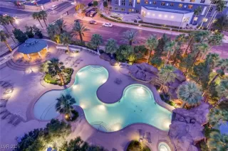 Photo #6: 2647442 Listing