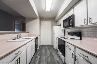 Photo #6: 2647468 Listing 