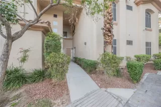 Photo #2: 2647471 Listing